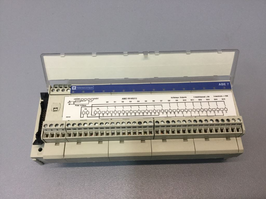 TÉLÉMÉCANIQUE  ABE7-R16S212