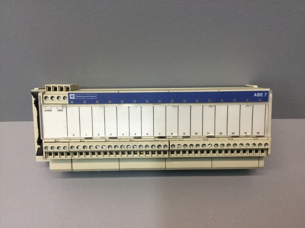 TÉLÉMÉCANIQUE  ABE7-R16S212