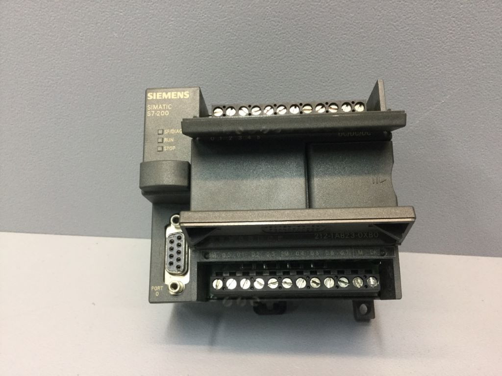 SIEMENS 6ES7212-1AB23-0XB0