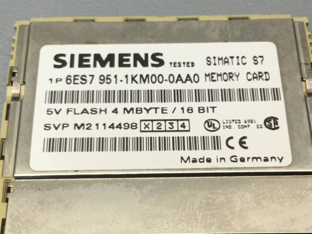 SIEMENS 6ES7951-1KM00-0AA0