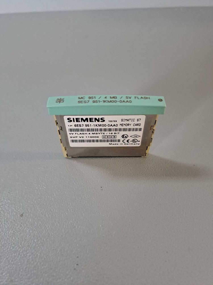 SIEMENS 6ES7951-1KM00-0AA0