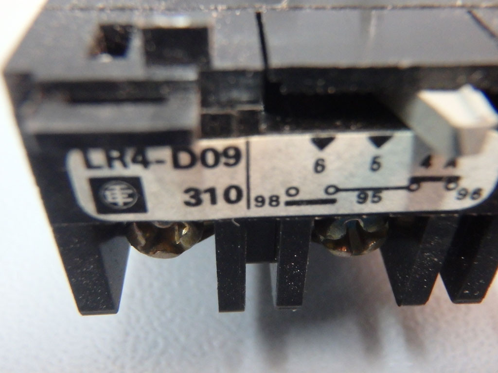 TÉLÉMÉCANIQUE  LR4-D09