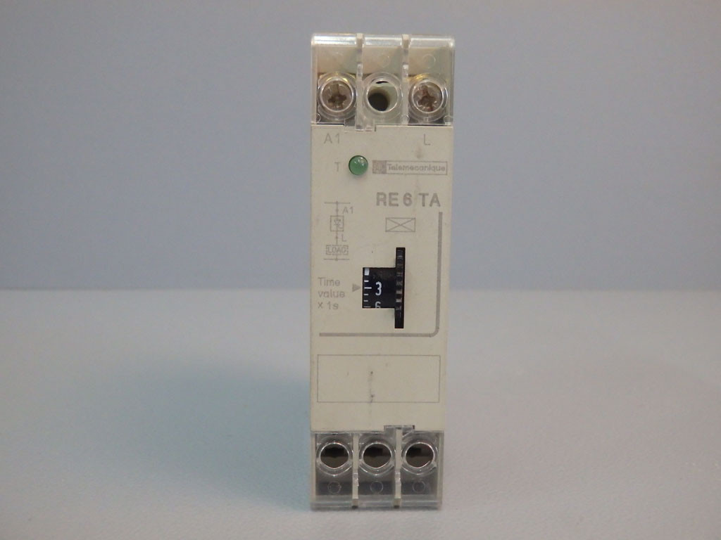 TÉLÉMÉCANIQUE  RE6TA31MW