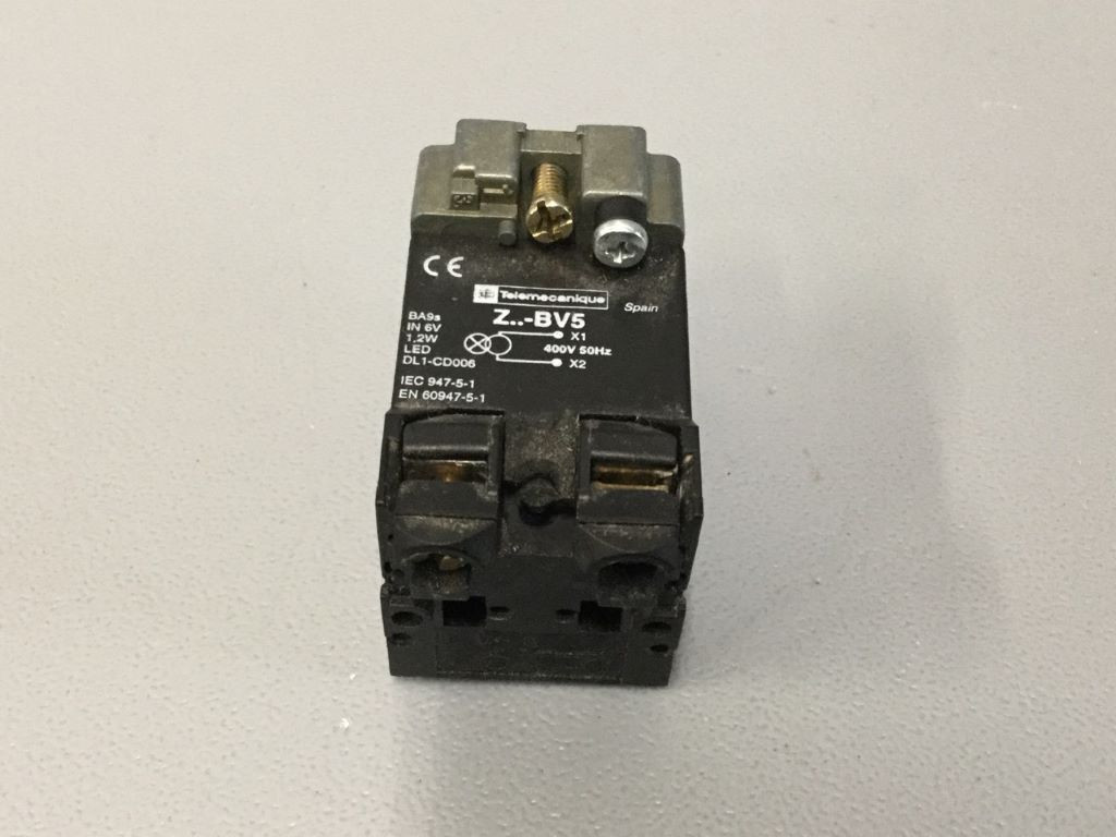 TÉLÉMÉCANIQUE  ZBV5