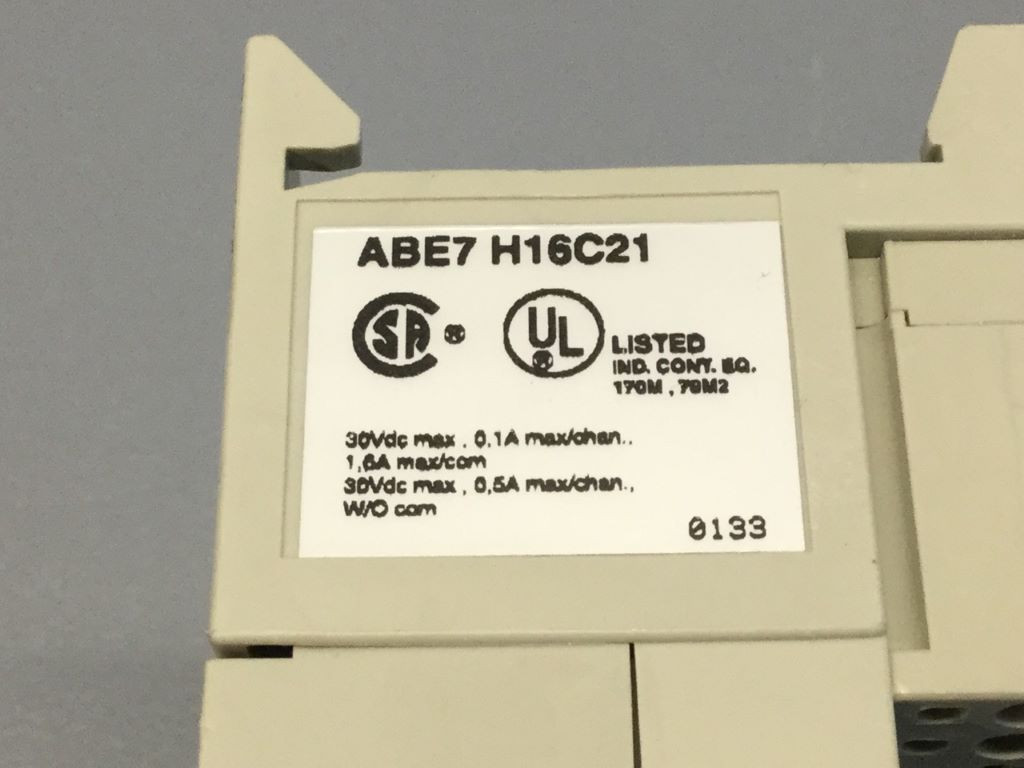 TÉLÉMÉCANIQUE  ABE7-H16C21