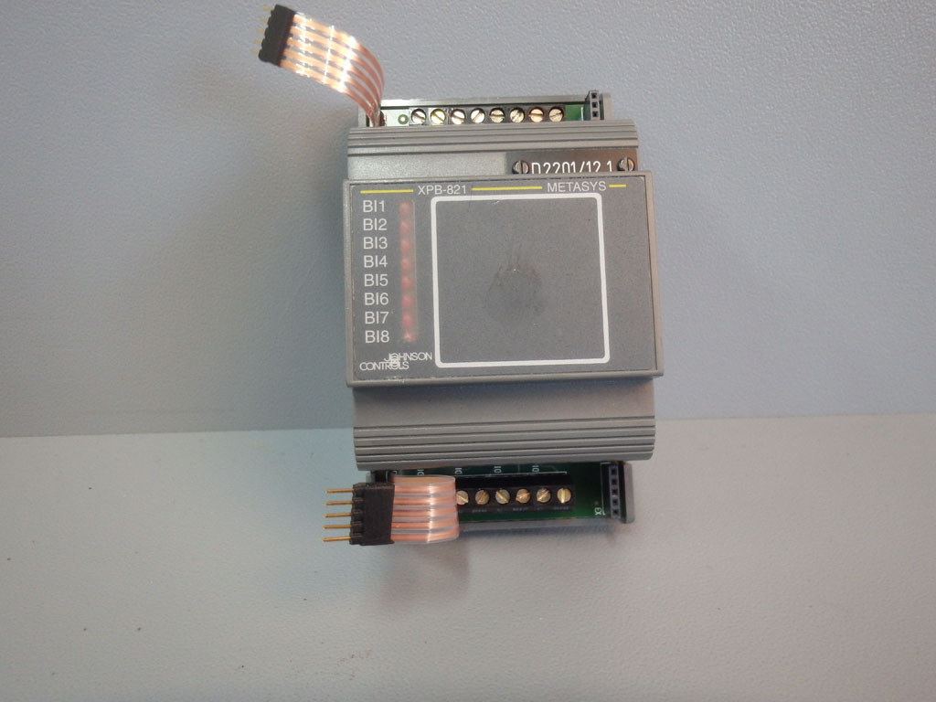JOHNSON CONTROLS XPB-821
