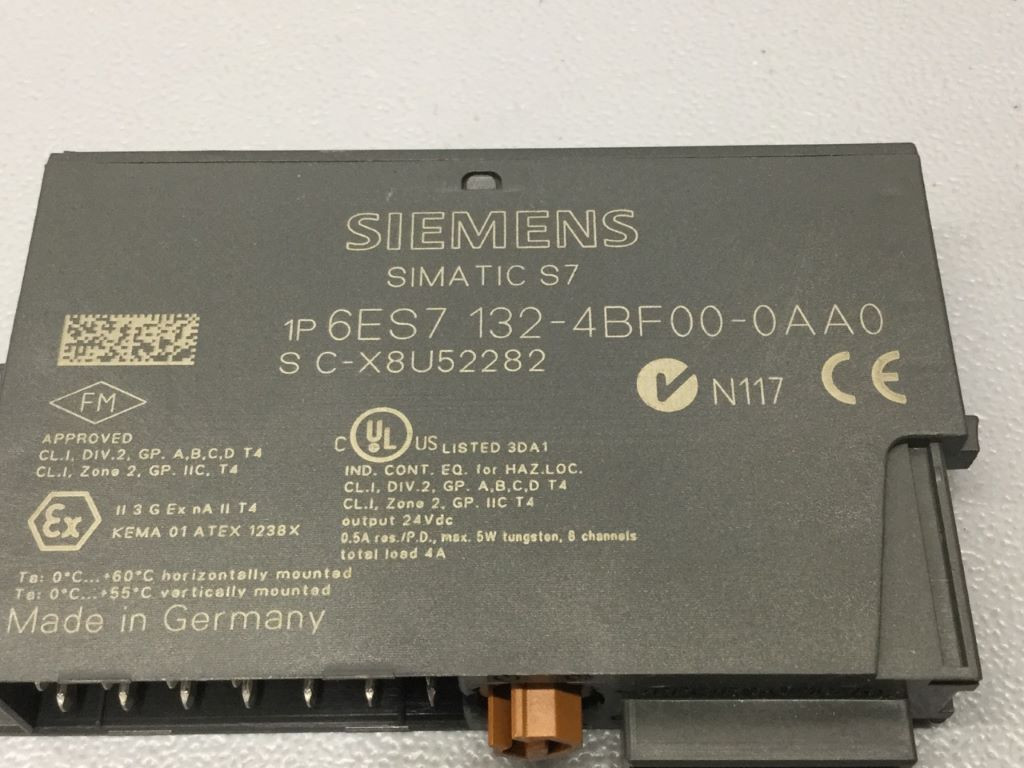 SIEMENS 6ES7132-4BF00-0AA0