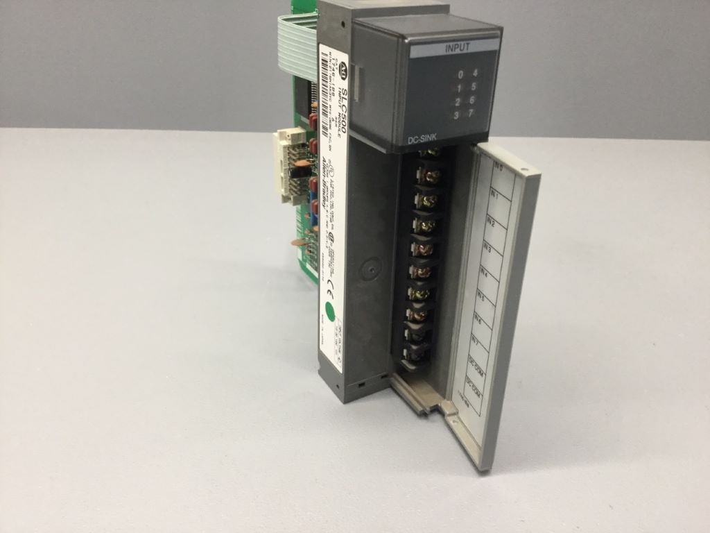 ALLEN-BRADLEY 1746-IB8