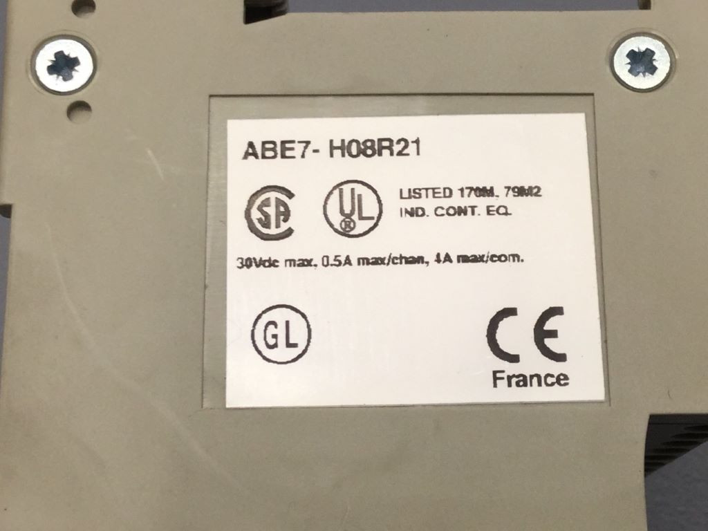 TÉLÉMÉCANIQUE  ABE7-H08R21