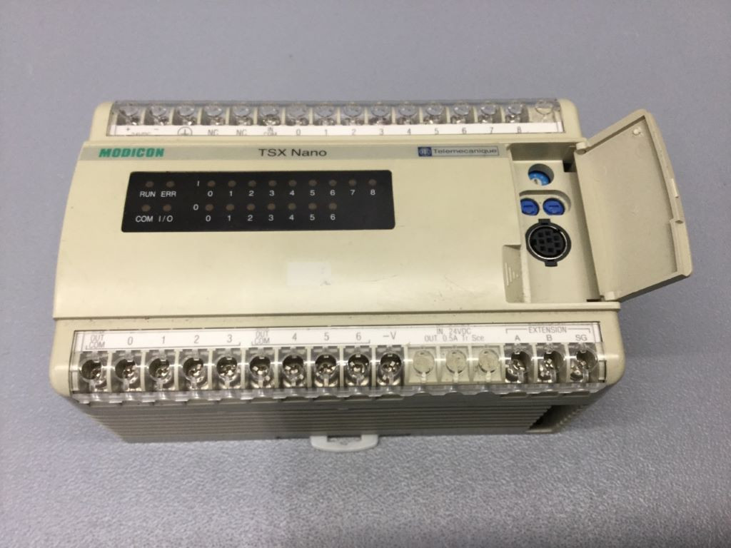 SCHNEIDER TSX07311612