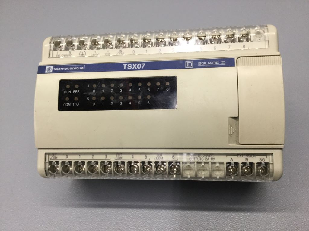 TÉLÉMÉCANIQUE  TSX07211628