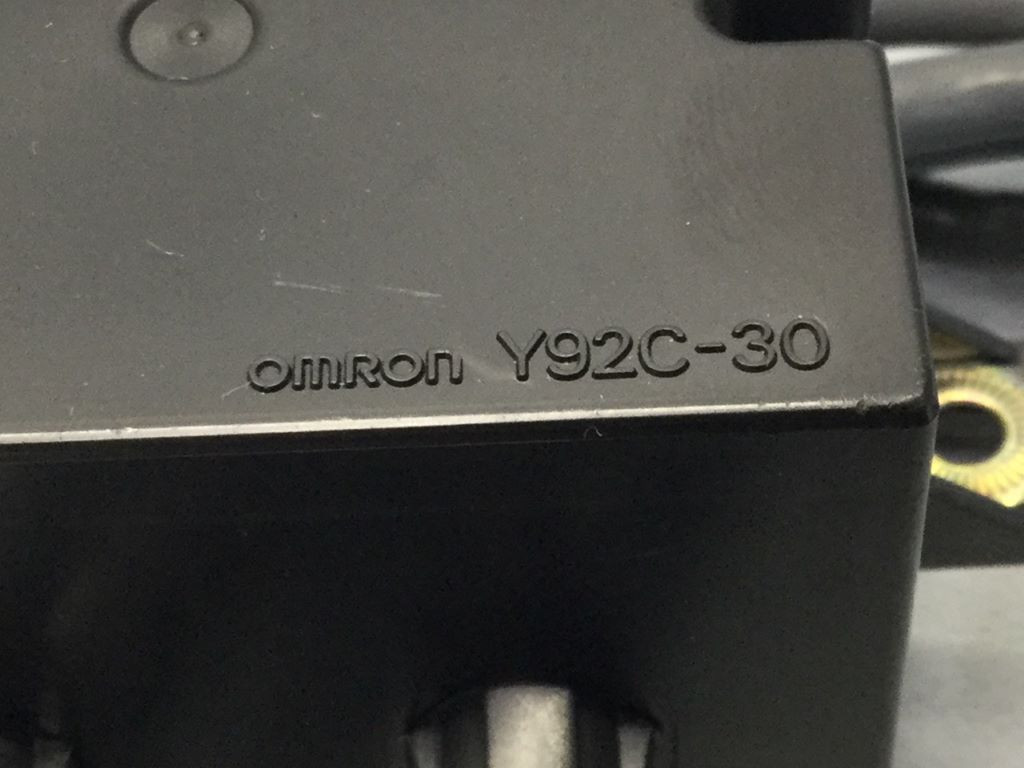 OMRON  Y92C-30
