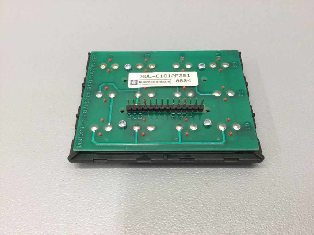 TÉLÉMÉCANIQUE  XBL-C1012F281