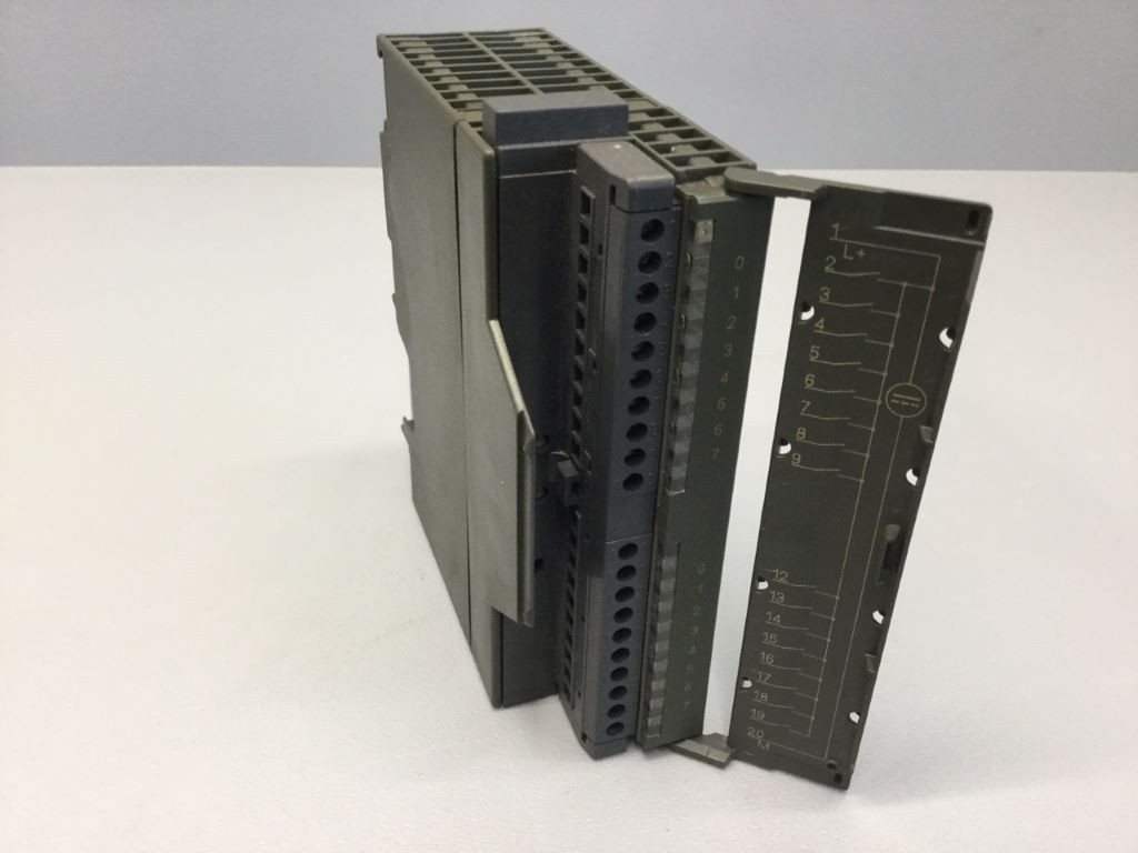 SIEMENS 6ES7321-1BH01-0AA0