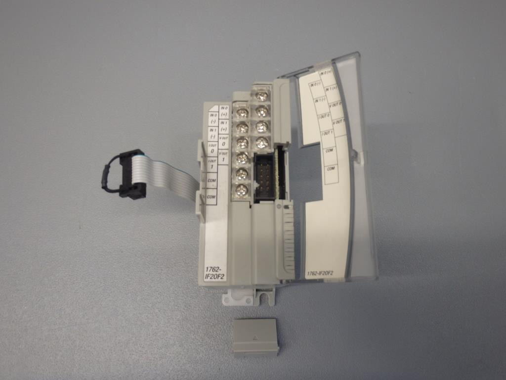 ALLEN-BRADLEY 1762-IF2OF2